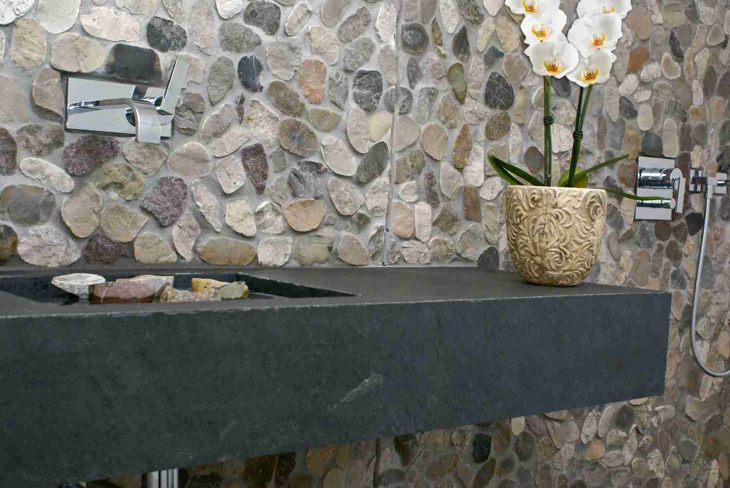 Rund ums Haus Ob Granitplatte oder Wandgestaltung: Das Zuhause mit Renovierungsmaßnahmen und Stonegate-Produkten aufwerten - News, Bild 1