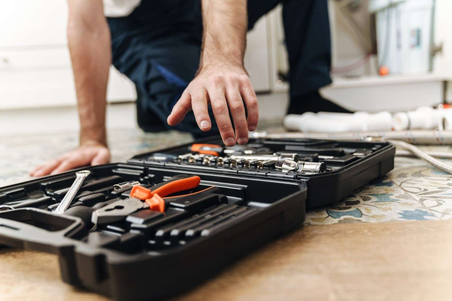 Marke: (2) Das gehört in den Werkzeugkoffer: Grundausrüstung für Hobby-Heimwerkende, Bild 1 Arbeitsschutz (2) Das gehört in den Werkzeugkoffer: Grundausrüstung für Hobby-Heimwerkende - News, Bild 1