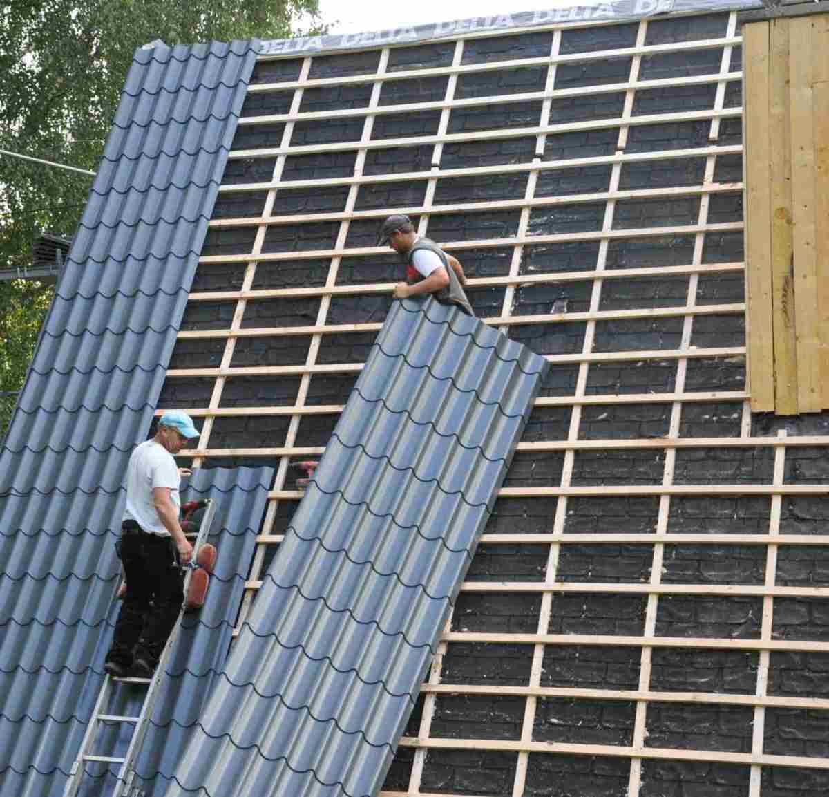 Arbeitsschutz Metalldachpfannen sind eine gute Wahl für wenig belastbare Dächer - News, Bild 1