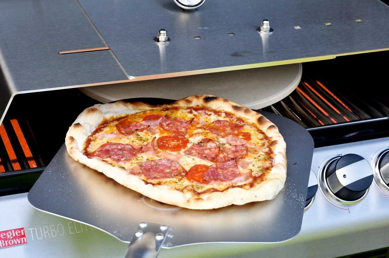 Garten Pizza vom Gasgrill - mit dem richtigen Zubehör von Moesta-BBQ, Bild 1 Garten Pizza vom Gasgrill - mit dem richtigen Zubehör von Moesta-BBQ - News, Bild 1
