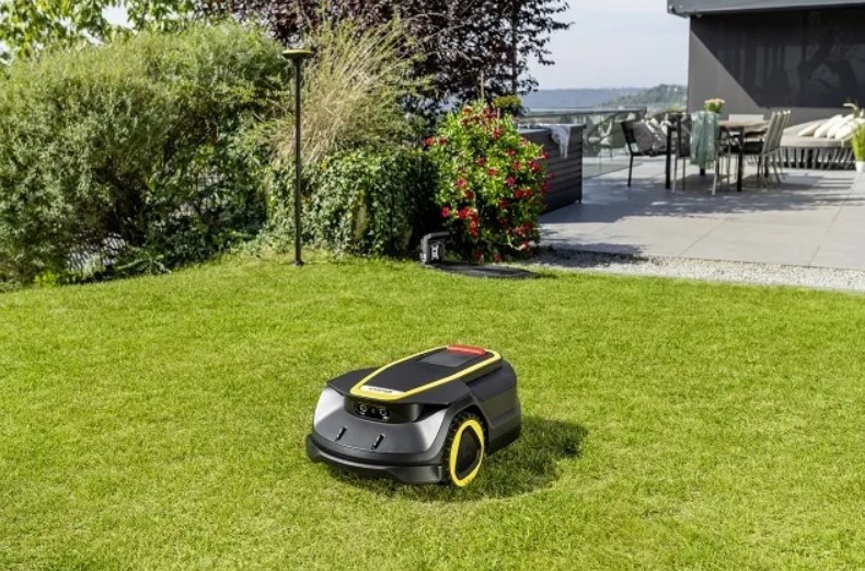 Marke: Kärcher Neuer kabelloser Rasenmähroboter RCX 4 mit Allradantrieb für Flächen bis 1.500 m², Bild 1 Gartengeräte Neuer kabelloser Rasenmähroboter RCX 4 mit Allradantrieb für Flächen bis 1.500 m² - News, Bild 1