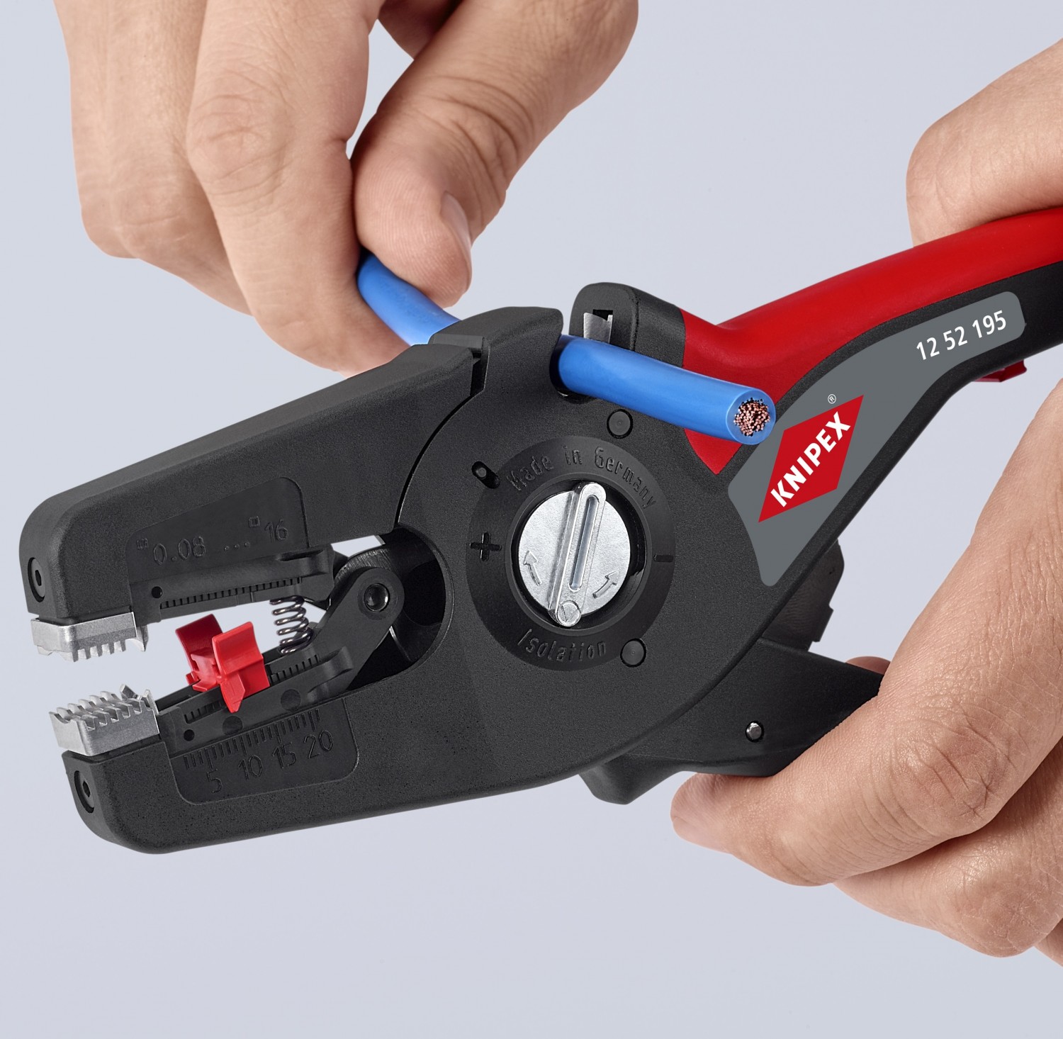 Handwerkzeuge Automatische Abisolierung mit der KNIPEX PreciStrip 16 - News, Bild 2