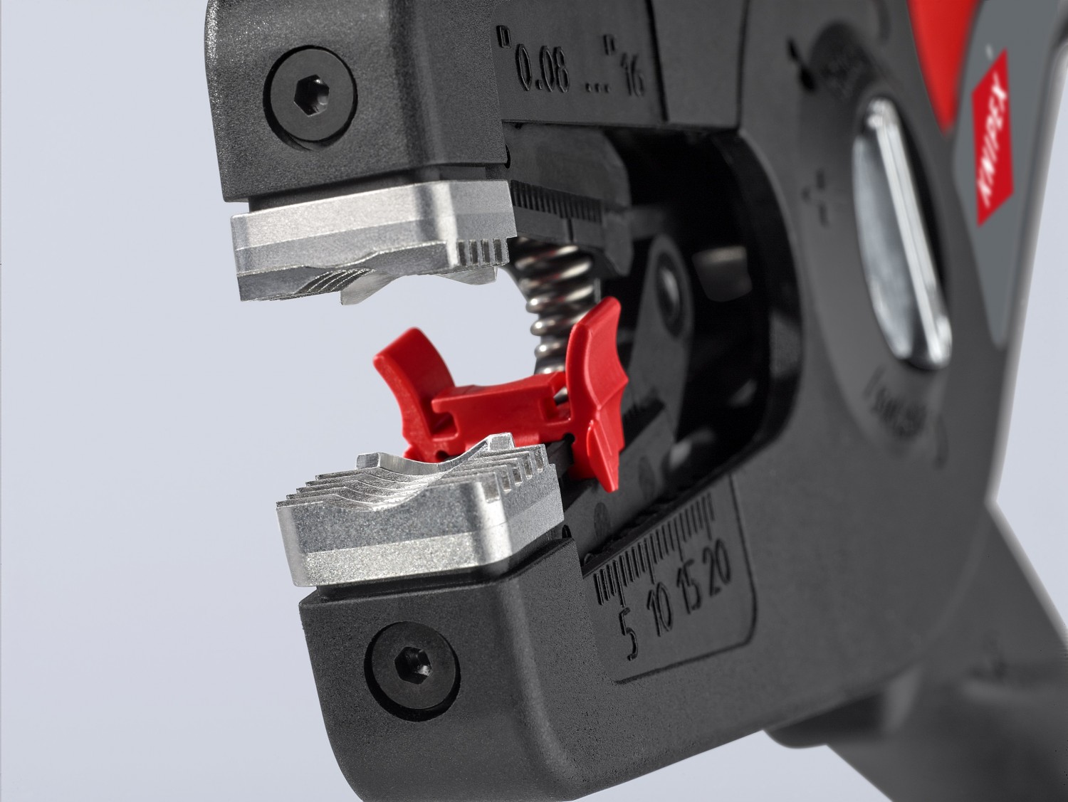 Handwerkzeuge Automatische Abisolierung mit der KNIPEX PreciStrip 16 - News, Bild 3