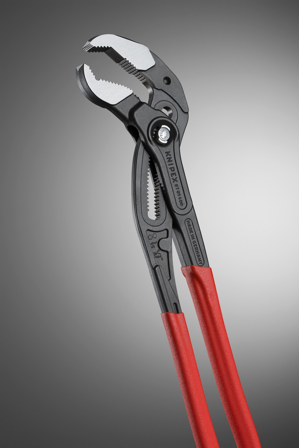 Handwerkzeuge Optimierte Selbstklemmung ber der 400er Cobra von KNIPEX - News, Bild 7