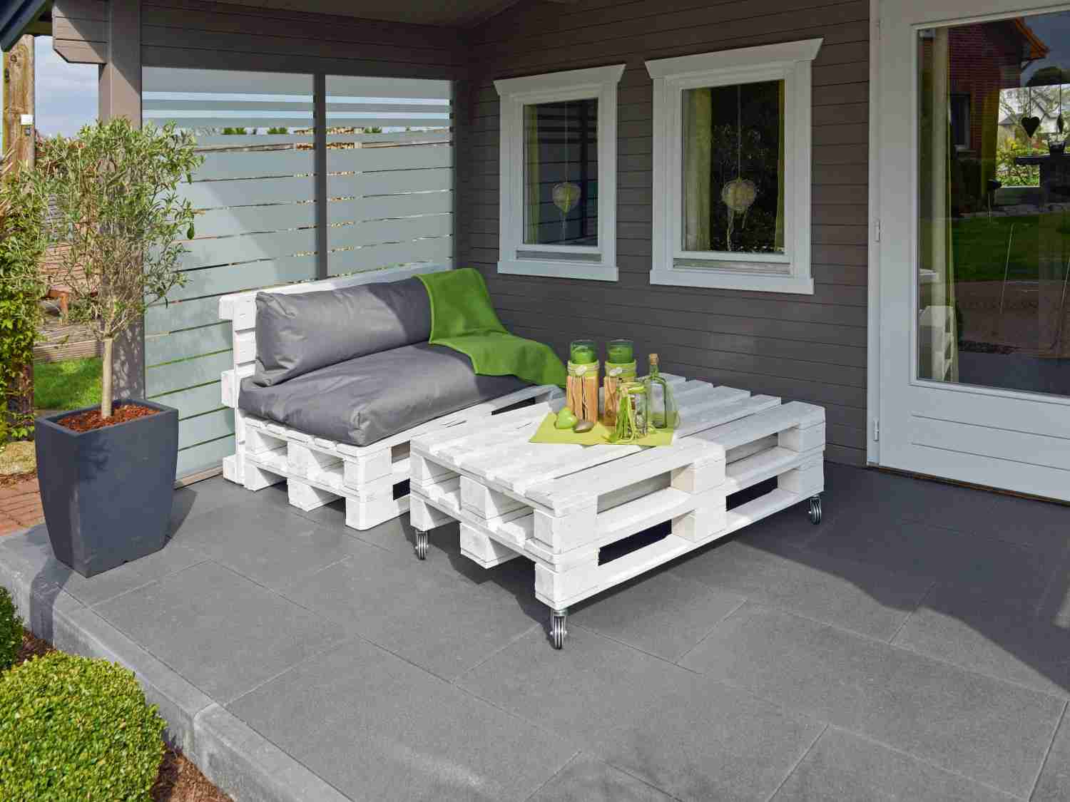 Rund ums Haus Individuelle Möbel aus Paletten verwandeln den Außenbereich in eine Komfortzone - News, Bild 1