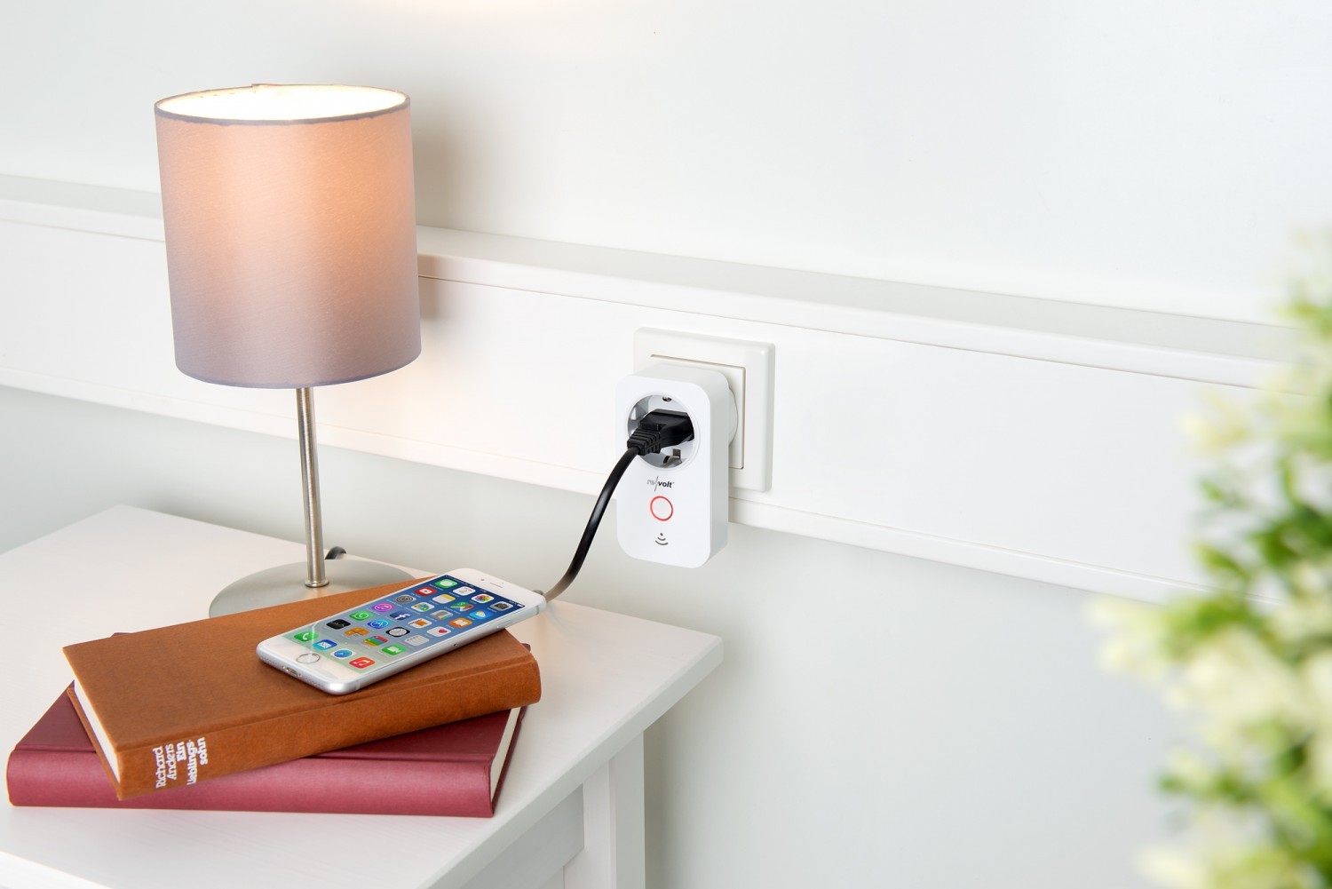 Smart Home WLAN-Steckdose: Lampen und Co. per Stimme und unterwegs per App steuern - News, Bild 1
