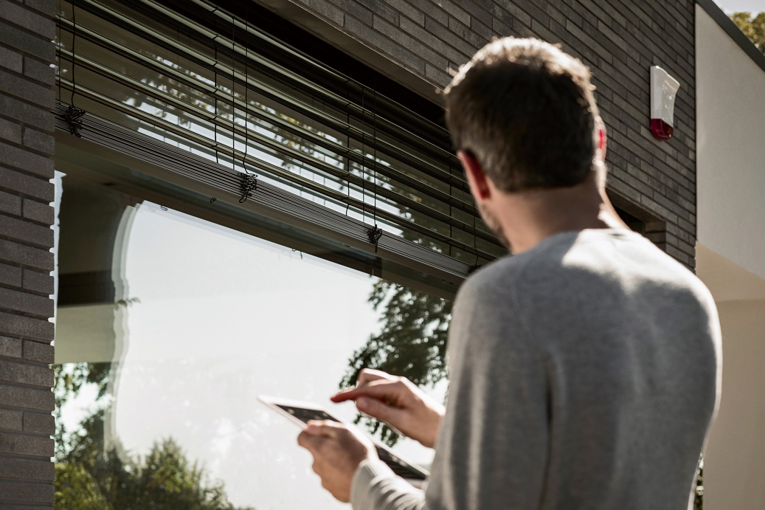 Produktvorstellung Smarte Einbruchprävention: Rehau reagiert, bevor das Fenster aufgehebelt wird, Bild 1 Produktvorstellung Smarte Einbruchprävention: Rehau reagiert, bevor das Fenster aufgehebelt wird - News, Bild 1