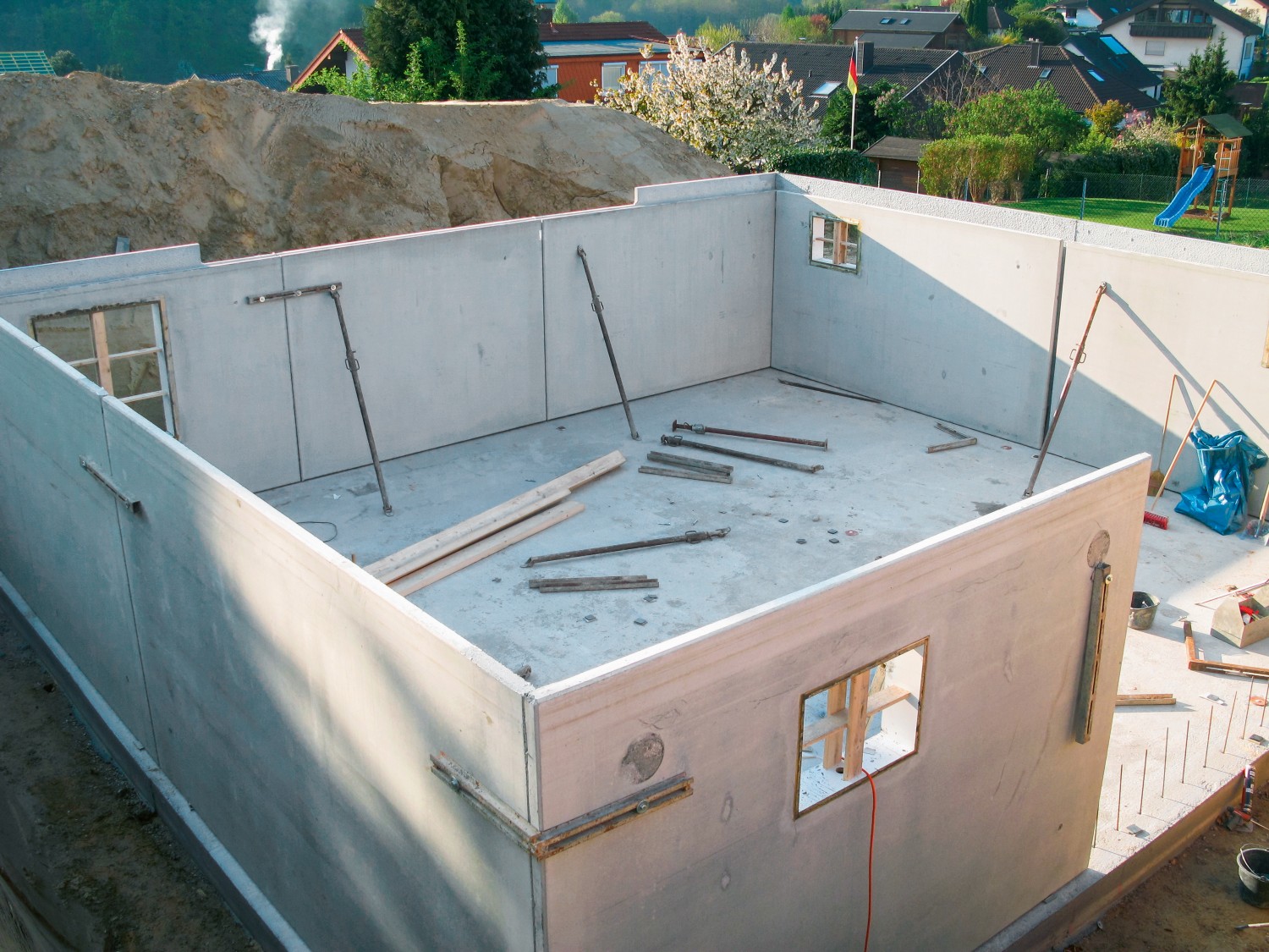 Rund ums Haus Bauwerksabdichtung mit „Perfekt Dicht“ von Ultrament: Geringer Materialverbrauch, schnelle Verarbeitung, Bild 1 Rund ums Haus Bauwerksabdichtung mit „Perfekt Dicht“ von Ultrament: Geringer Materialverbrauch, schnelle Verarbeitung - News, Bild 1