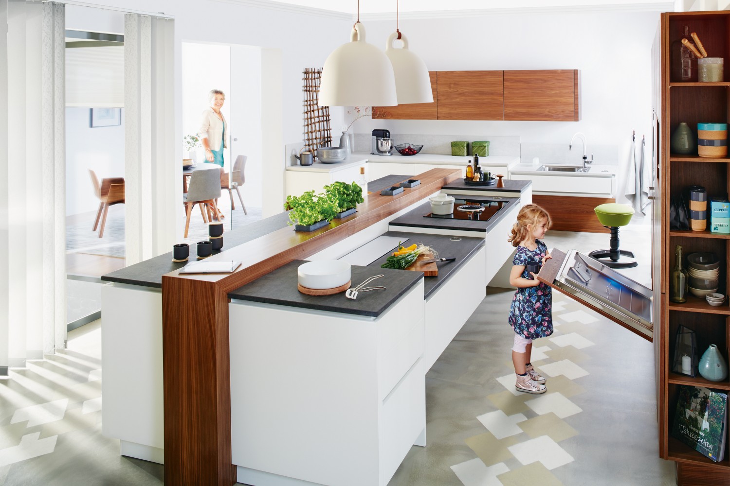 Rund ums Haus Eine Küche für alle Generationen - Ergonomische Module und Smart Home-Technik für den neuen Lieblingsort - News, Bild 1