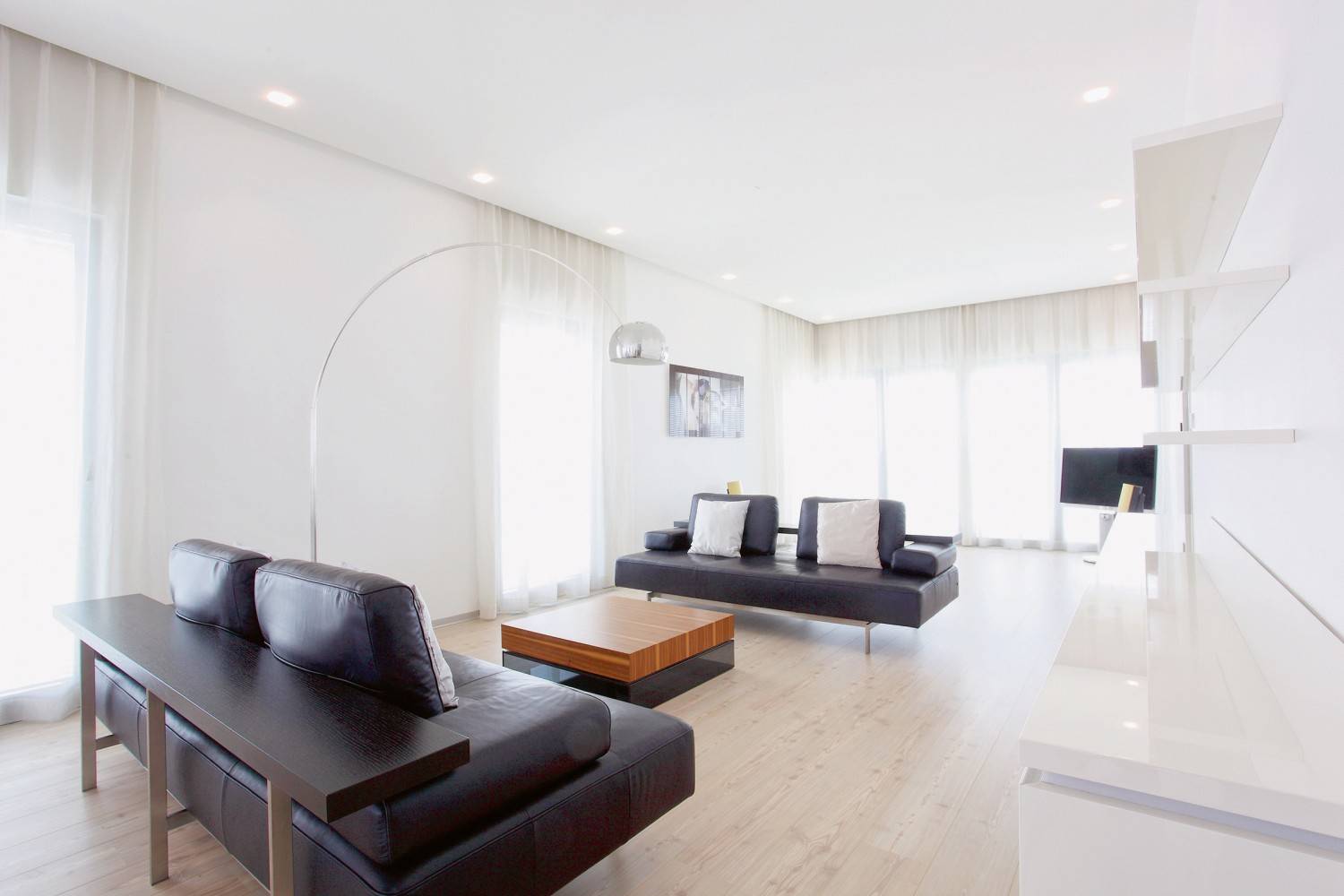 Rund ums Haus Erfurt-Variovlies: Glattvlies mit edlem Look und Zusatznutzen, Bild 1 Rund ums Haus Erfurt-Variovlies: Glattvlies mit edlem Look und Zusatznutzen - News, Bild 1
