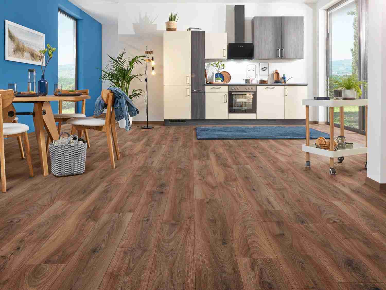 Marke: Feuchtigkeitsresistente Laminatböden mit integrierter Geh- und Trittschalldämmung , Bild 1 Rund ums Haus Feuchtigkeitsresistente Laminatböden mit integrierter Geh- und Trittschalldämmung - News, Bild 1