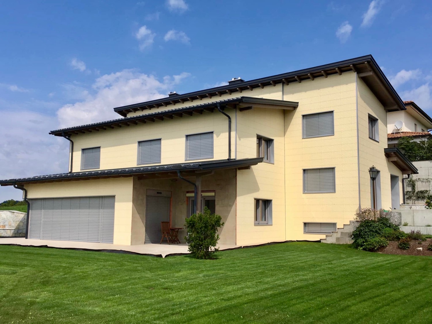 Marke: Nachhaltig verpackt - Vorgehängte, hinterlüftete Fassaden bescheren dem Eigenheim eine nachhaltige Zukunft, Bild 1 Rund ums Haus Nachhaltig verpackt - Vorgehängte, hinterlüftete Fassaden bescheren dem Eigenheim eine nachhaltige Zukunft - News, Bild 1