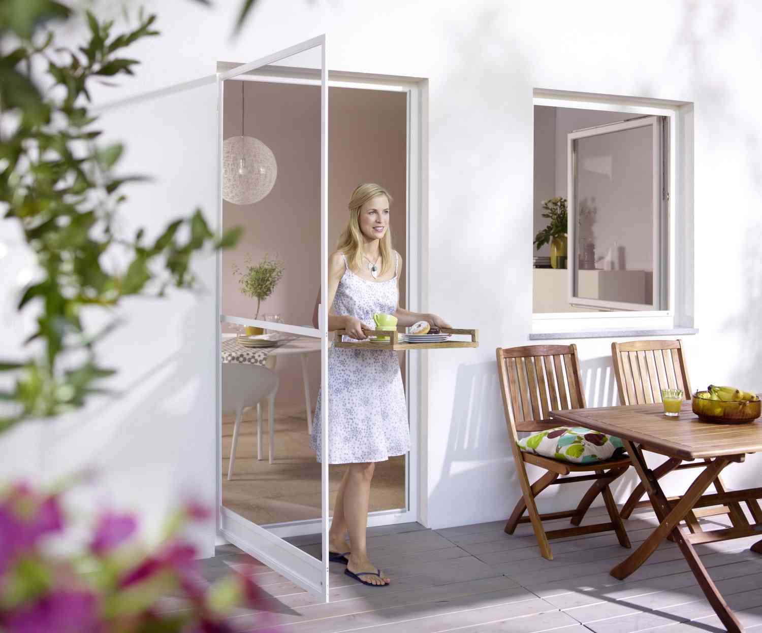 Rund ums Haus Pollen bleiben draußen mit den Transpatec-Feinmaschgeweben der Firma Neher, Bild 1 Rund ums Haus Pollen bleiben draußen mit den Transpatec-Feinmaschgeweben der Firma Neher - News, Bild 1