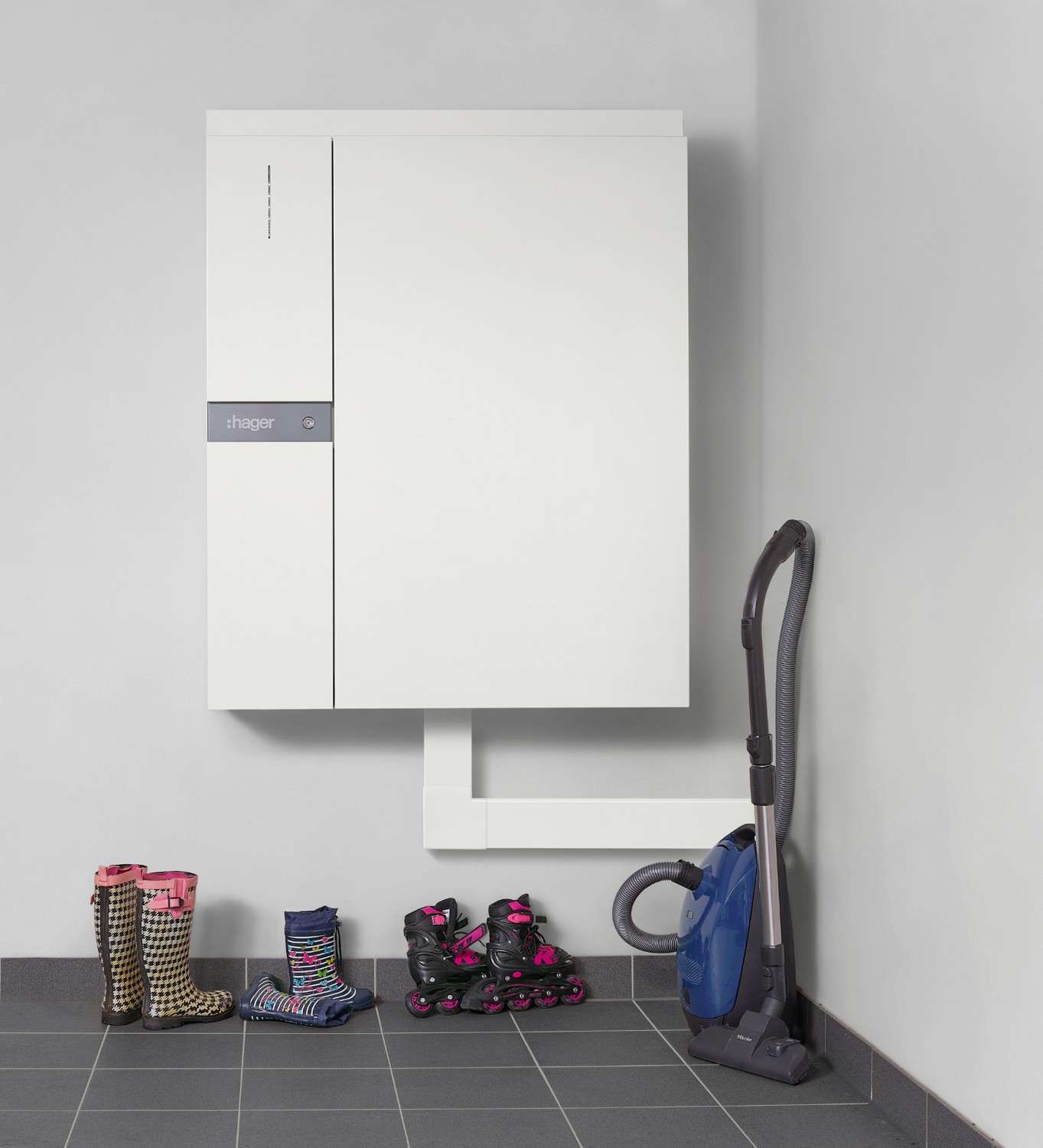 Service Selbstbestimmte Stromversorgung: All-in-one-System mit Wechselrichter, Batteriewandler und Batteriemodulen, Bild 1 Service Selbstbestimmte Stromversorgung: All-in-one-System mit Wechselrichter, Batteriewandler und Batteriemodulen - News, Bild 1