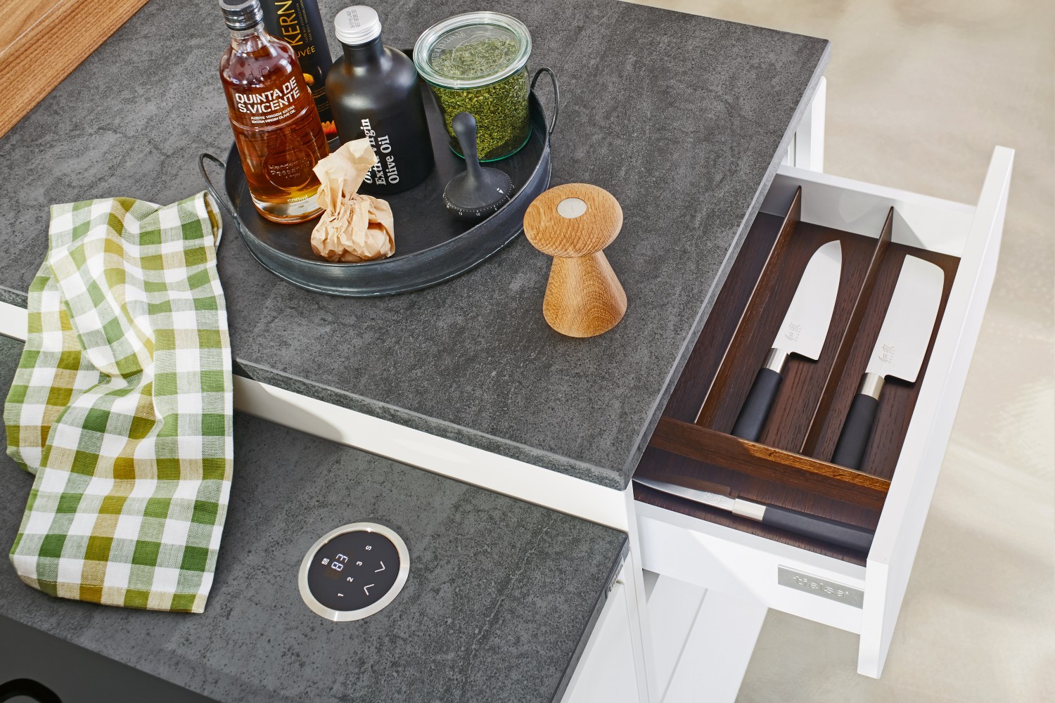 Smart Home Das Smartphone in der Küche: Sogar der Wasserhahn ist per App steuerbar, Bild 1 Smart Home Das Smartphone in der Küche: Sogar der Wasserhahn ist per App steuerbar - News, Bild 1