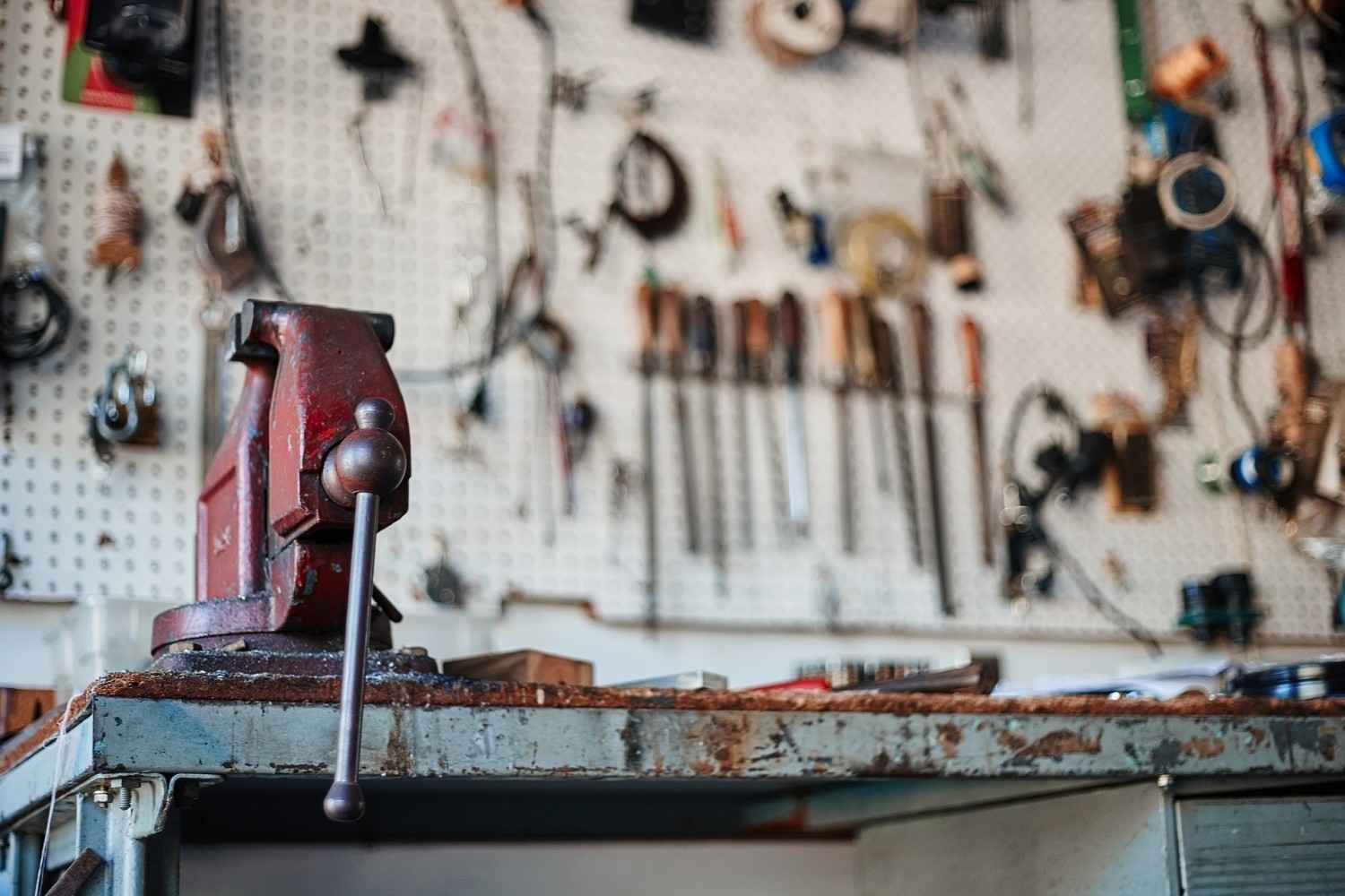 Werkstatteinrichtung Werkzeuge in der Werkstatt praktisch und sicher aufbewahren: So geht’s - News, Bild 1