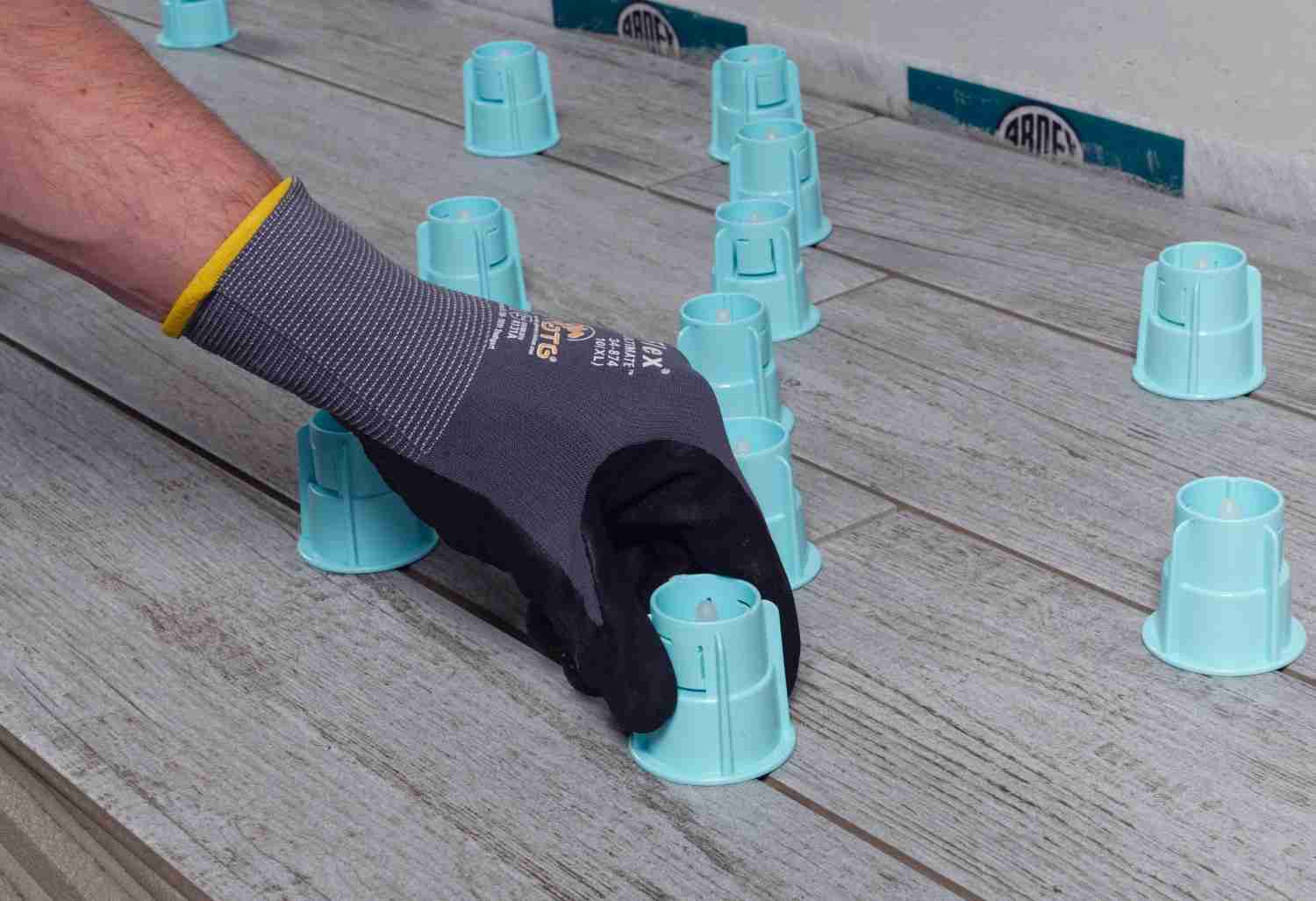 Zubehör Neues Ardex-Nivelliersystem für bis zu 2 Zentimeter dicke Fliesen, Bild 1 Zubehör Neues Ardex-Nivelliersystem für bis zu 2 Zentimeter dicke Fliesen - News, Bild 1