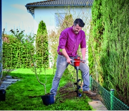 Marke: Einhell Der Spaten hat ausgedient: Akku-Bodenhacke von Einhell mit Drehzahlregulierung, Bild 1 Gartengeräte Der Spaten hat ausgedient: Akku-Bodenhacke von Einhell mit Drehzahlregulierung - News, Bild 1