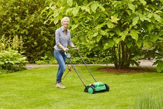Floragard Vorbildlich grüner Rasen mit der neuen Vital Grün Rasenpflegeserie von Floragard, Bild 1 Garten Vorbildlich grüner Rasen mit der neuen Vital Grün Rasenpflegeserie von Floragard - News, Bild 1