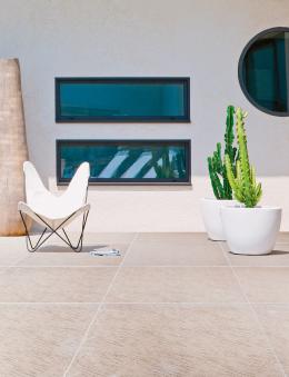 Garten M-Coat Protection von Marlux: Clevere Beschichtung schützt Terrassenplatten dauerhaft, Bild 1 Garten M-Coat Protection von Marlux: Clevere Beschichtung schützt Terrassenplatten dauerhaft - News, Bild 1