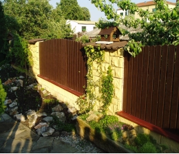 Marke: Robust und pflegeleicht: Zäune, Bänke und Hochbeete aus recyceltem Kunststoff, Bild 1 Garten Robust und pflegeleicht: Zäune, Bänke und Hochbeete aus recyceltem Kunststoff - News, Bild 1