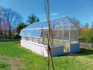 Garten Rückenschonendes Werkeln in praktischen Princess Hochbeet-Gewächshäusern, Bild 1 Garten Rückenschonendes Werkeln in praktischen Princess Hochbeet-Gewächshäusern - News, Bild 1