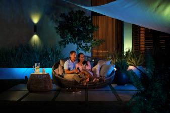 Philips Philips Hue: Neue Outdoor-Reihe sowie Sprachsteuerung für die Play HDMI Sync Box, Bild 1 Produktvorstellung Philips Hue: Neue Outdoor-Reihe sowie Sprachsteuerung für die Play HDMI Sync Box - News, Bild 1