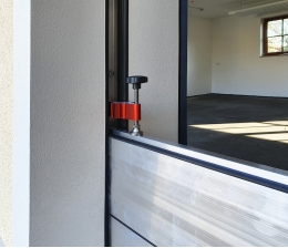 Marke: Bei Hochwasser: Mobile Schutzsysteme aus Aluminium sichern Haus und Garten, Bild 1 Produktvorstellung Bei Hochwasser: Mobile Schutzsysteme aus Aluminium sichern Haus und Garten - News, Bild 1