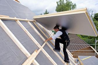 Marke: Energiesparen im Blick: Vier Tipps für die Planung einer Dachsanierung, Bild 1 Rund ums Haus Energiesparen im Blick: Vier Tipps für die Planung einer Dachsanierung - News, Bild 1