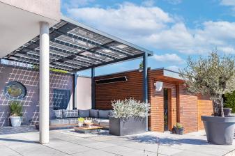 Marke: Moderne Solarterrassen spenden Schatten und Energie, Bild 1 Rund ums Haus Moderne Solarterrassen spenden Schatten und Energie - News, Bild 1
