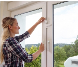 Rund ums Haus Neue Fenstersicherungen lösen Alarm aus, Bild 1 Rund ums Haus Neue Fenstersicherungen lösen Alarm aus - News, Bild 1