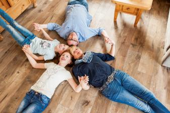 Rund ums Haus Praktischer Keramik-Klimaboden: Schlüter-BEKOTEC-THERM, Bild 1 Rund ums Haus Praktischer Keramik-Klimaboden: Schlüter-BEKOTEC-THERM - News, Bild 1