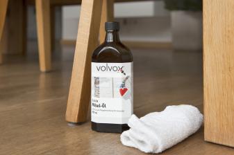 Rund ums Haus Verwöhnprogramm für Ihr Holz: Volvox Möbel-Öl, Bild 1 Rund ums Haus Verwöhnprogramm für Ihr Holz: Volvox Möbel-Öl - News, Bild 1