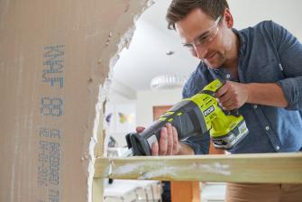 Ryobi Neue 18 Volt Akku-Säbelsäge von Ryobi für den universellen Einsatz, Bild 1 Handwerkzeuge Neue 18 Volt Akku-Säbelsäge von Ryobi für den universellen Einsatz - News, Bild 1