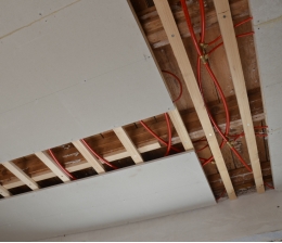 Marke: Alternative zur Fußbodenheizung: Optimale Wärmeverteilung dank Flächenheizung an Wand oder Decke, Bild 1 Service Alternative zur Fußbodenheizung: Optimale Wärmeverteilung dank Flächenheizung an Wand oder Decke - News, Bild 1