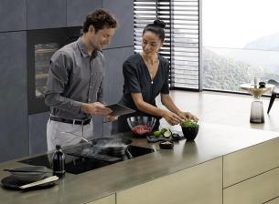 Smart Home Die Küche wird smart: Mitdenkende Dunstabzugshauben und clevere Kaffeemaschinen, Bild 1 Smart Home Die Küche wird smart: Mitdenkende Dunstabzugshauben und clevere Kaffeemaschinen - News, Bild 1