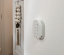 Marke: Smartvest Pro: Neue erweiterbare Funk-Alarmanlage für private Haushalte von Abus, Bild 1 Smart Home Smartvest Pro: Neue erweiterbare Funk-Alarmanlage für private Haushalte von Abus - News, Bild 1