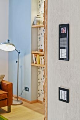 Smart Home Video-Innenstationen im Schalterdesign für die smarte Türkommunikation, Bild 1 Smart Home Video-Innenstationen im Schalterdesign für die smarte Türkommunikation - News, Bild 1
