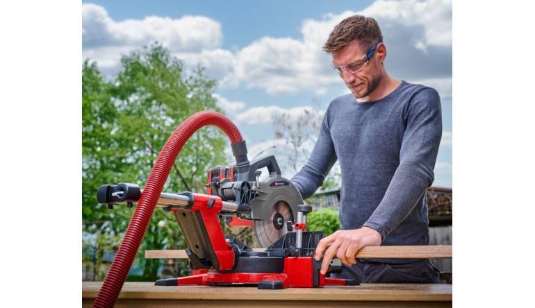 Marke: (2) Von der Bohrmaschine bis zur Säge: TÜV-Tipps für sicheres Heimwerken, Bild 1 Arbeitsschutz (2) Von der Bohrmaschine bis zur Säge: TÜV-Tipps für sicheres Heimwerken - News, Bild 1