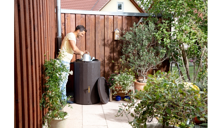 Garten Holzoptik bei Regenspeicher - News, Bild 1