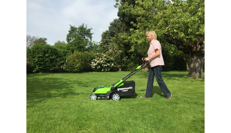 Greenworks Mulchen und Fangen mit dem neuen 2-in-1 40V Akku-Rasenmäher von Greenworks, Bild 1 Arbeitsschutz Mulchen und Fangen mit dem neuen 2-in-1 40V Akku-Rasenmäher von Greenworks - News, Bild 1