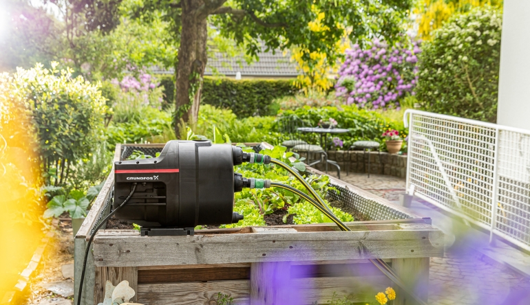 Marke: Grundfos Ein Hauswasserwerk spart Trinkwasser und nutzt Regen effektiv für Haus und Hof, Bild 1 Produktvorstellung Ein Hauswasserwerk spart Trinkwasser und nutzt Regen effektiv für Haus und Hof - News, Bild 1