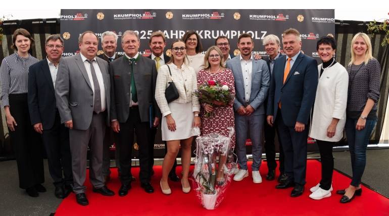 Marke: Krumpholz 225 Jahre Krumpholz-Werkzeuge: Traditionsunternehmen feiert Jubiläum mit Gästen aus Politik und Wirtschaft, Geschäftspartnern und Freunden, Bild 1 Service 225 Jahre Krumpholz-Werkzeuge: Traditionsunternehmen feiert Jubiläum mit Gästen aus Politik und Wirtschaft, Geschäftspartnern und Freunden - News, Bild 1
