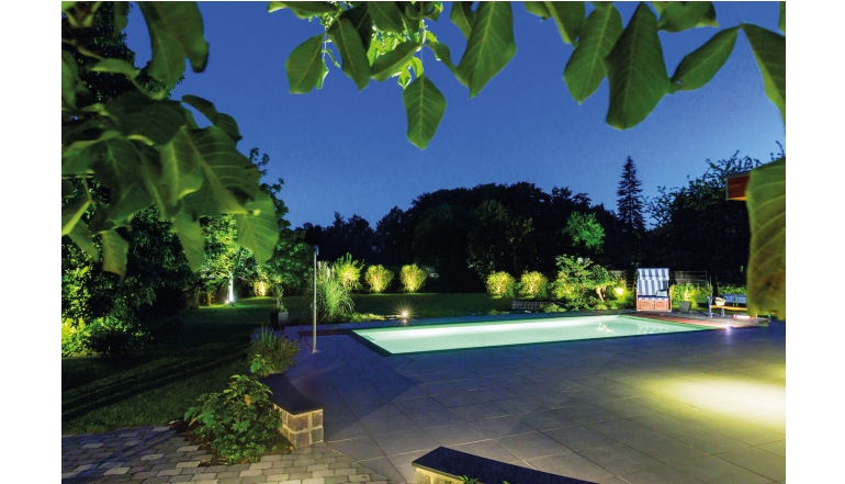 Rademacher Mit einem smarten Garten den Sommer in vollen Zügen genießen, Bild 1 Rund ums Haus Mit einem smarten Garten den Sommer in vollen Zügen genießen - News, Bild 1