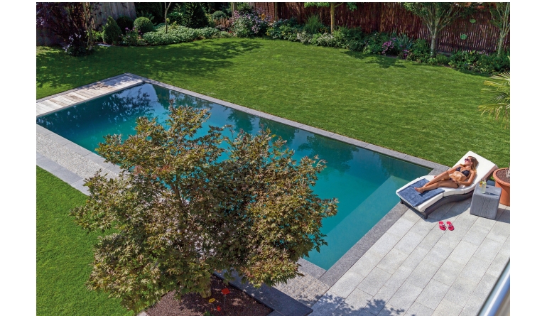 Rund ums Haus Urlaub im eigenen Garten – mit Naturpool oder Schwimmteich das Feriengefühl einfach nach Hause holen, Bild 1 Rund ums Haus Urlaub im eigenen Garten – mit Naturpool oder Schwimmteich das Feriengefühl einfach nach Hause holen - News, Bild 1