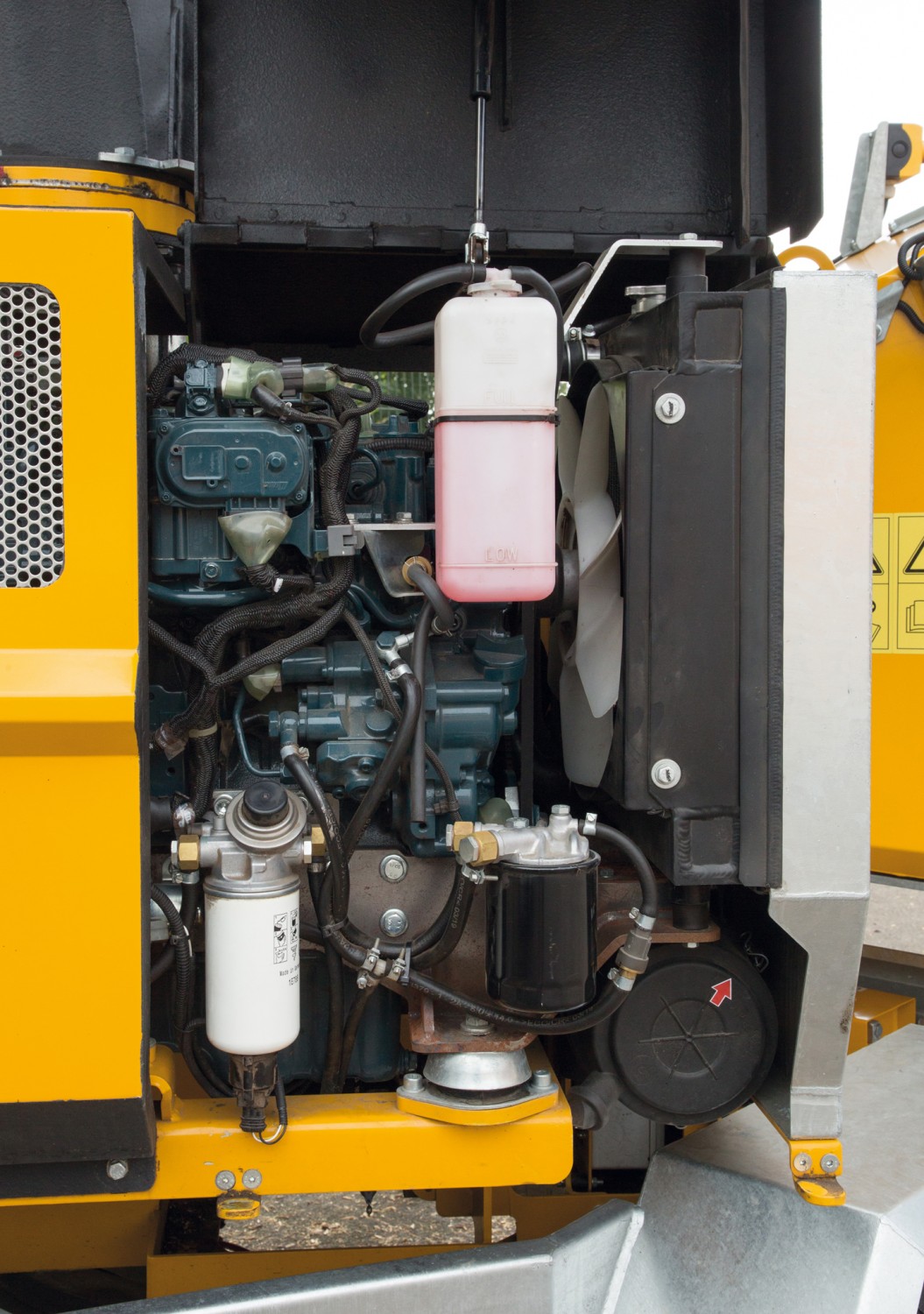 Mittelklasse-Häcksler für Stämme bis 20 Zentimeter: Schliesing Motorhäcksler 325 EX, Bild 9 Gewerbliche Werkzeuge Schliesing Motorhäcksler 325 EX im Test, Bild 9