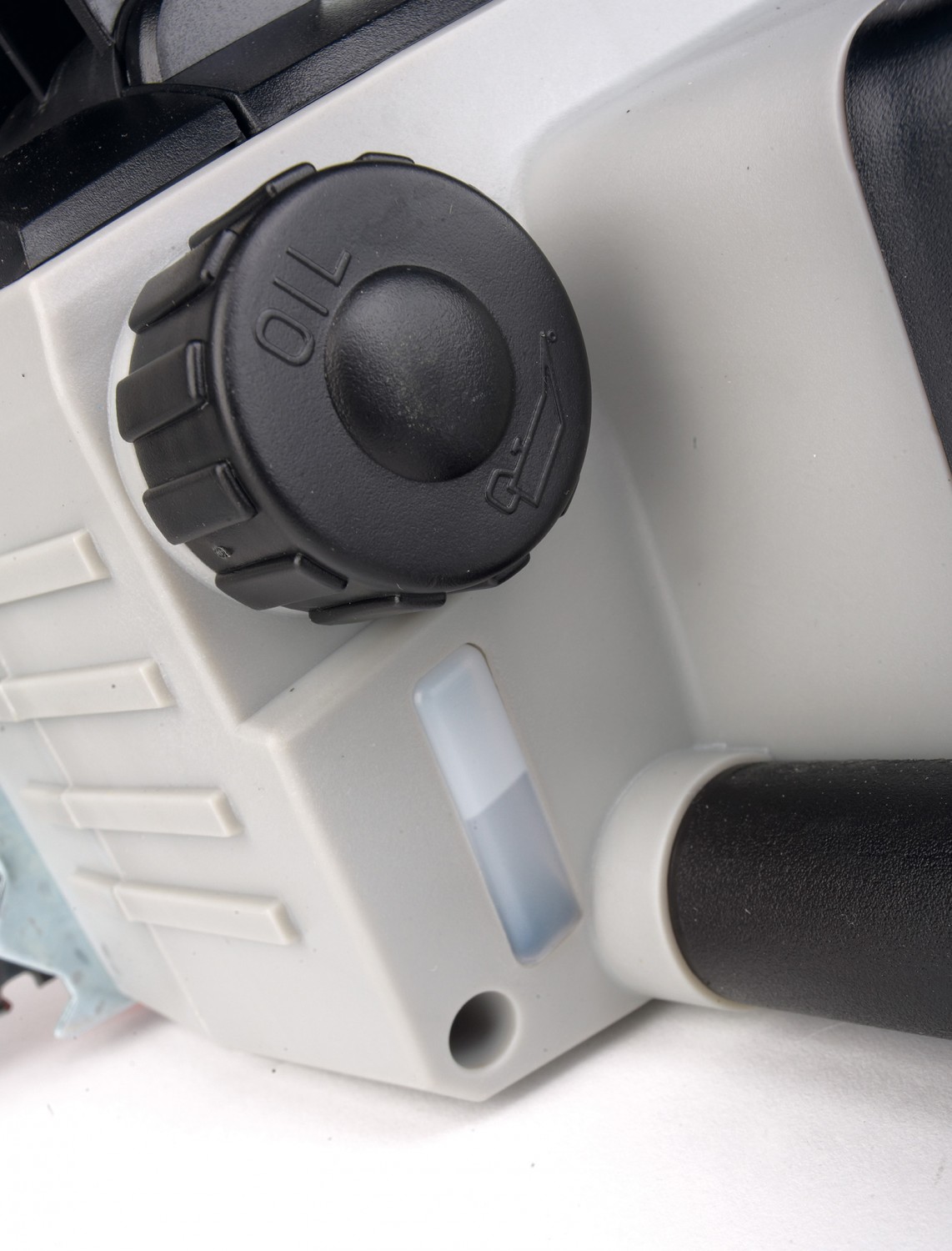 Kraftvoll und umweltfreundlich: AL-KO CS 4030, Bild 2 Akku-Kettensägen AL-KO CS 4030 im Test, Bild 2