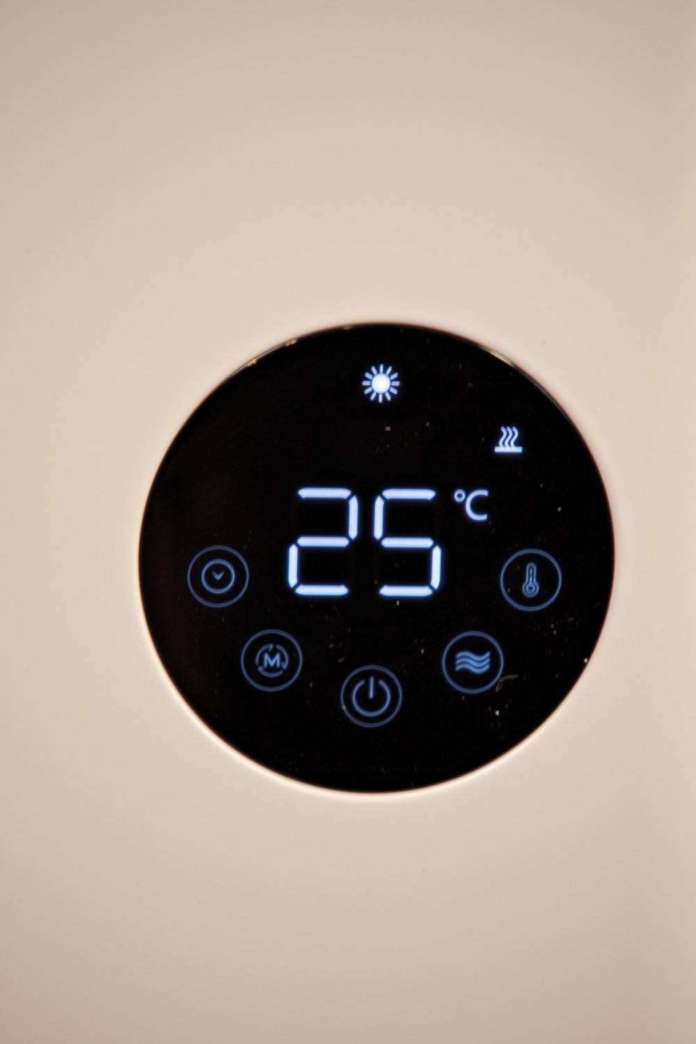 Schon mal vorheizen: Aktobis Konvektions- und Heizradiator WDH-NDU22WT, Bild 3 Heizungen Aktobis Konvektions- und Heizradiator WDH-NDU22WT im Test, Bild 3