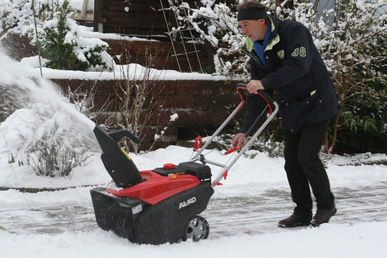 AL-KO Snowline 55E - Schneefräsen im Test - sehr gut