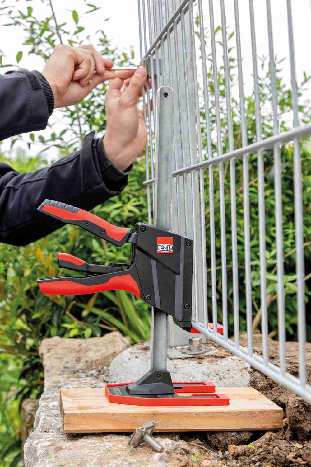 Sonstige Handwerkzeuge Bessey Beyceps / Installation Kit im Test, Bild 4